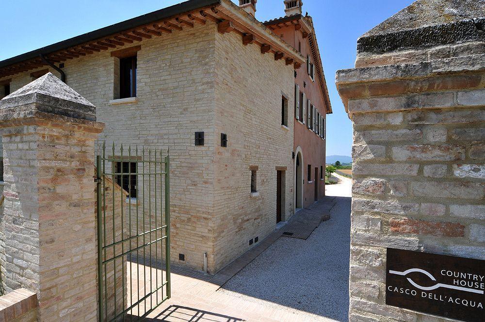 تريفي Country House Casco Dell'Acqua المظهر الخارجي الصورة