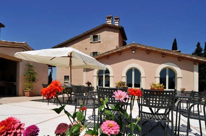 تريفي Country House Casco Dell'Acqua المظهر الخارجي الصورة