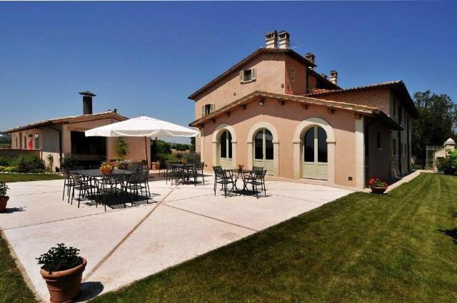 تريفي Country House Casco Dell'Acqua المظهر الخارجي الصورة